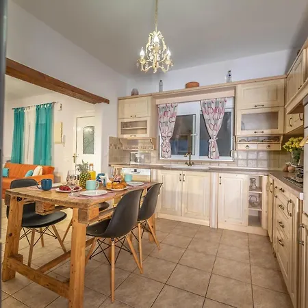 カントリーハウス Ktima Argyrou Stegna *